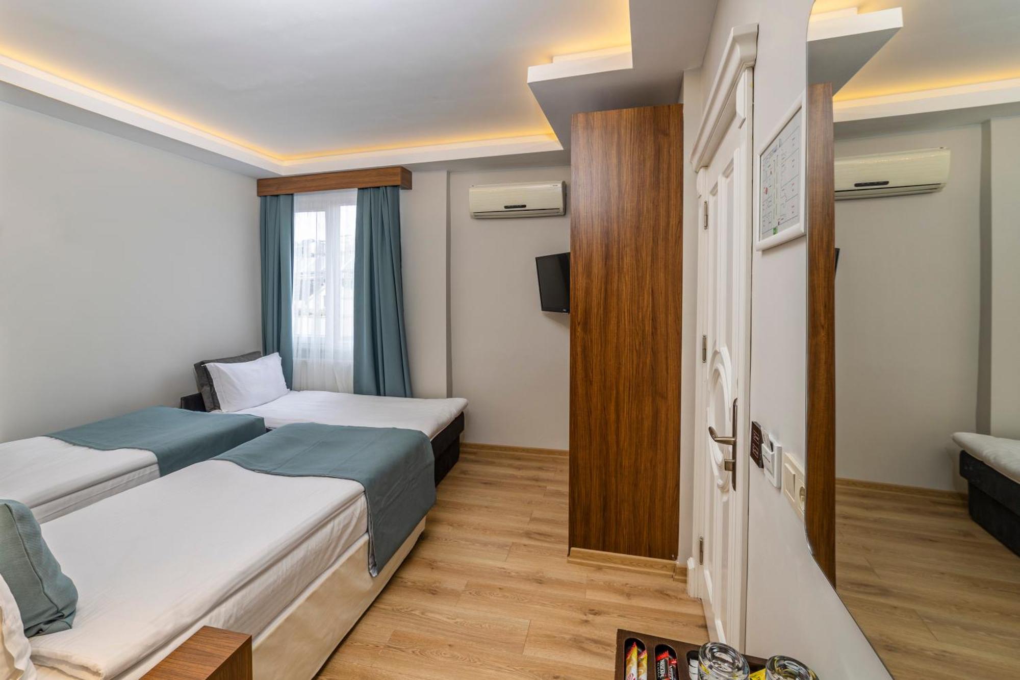 Otel Black Tulip