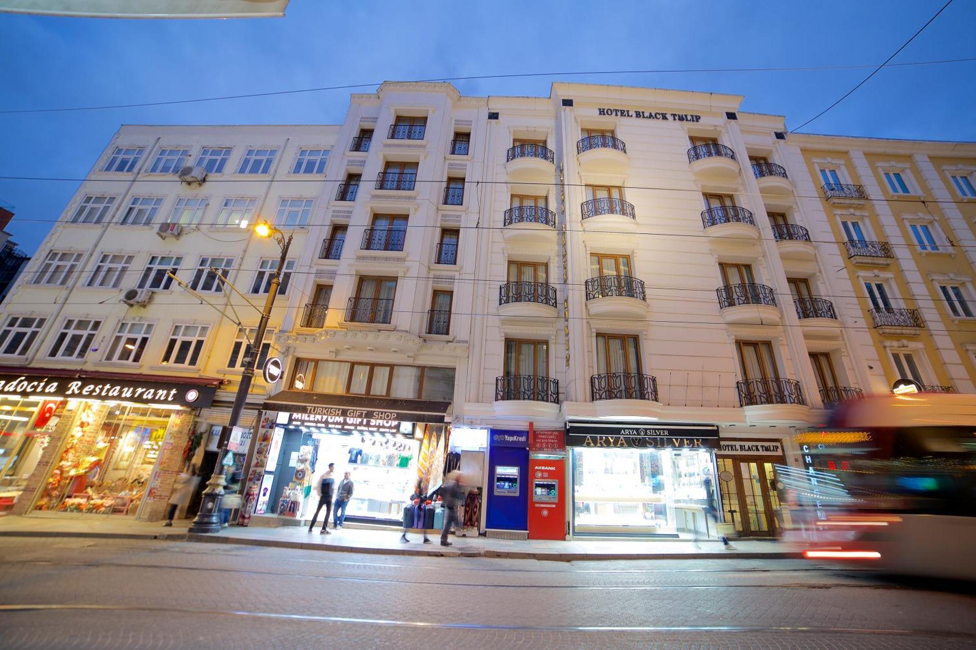 Otel Black Tulip 4*