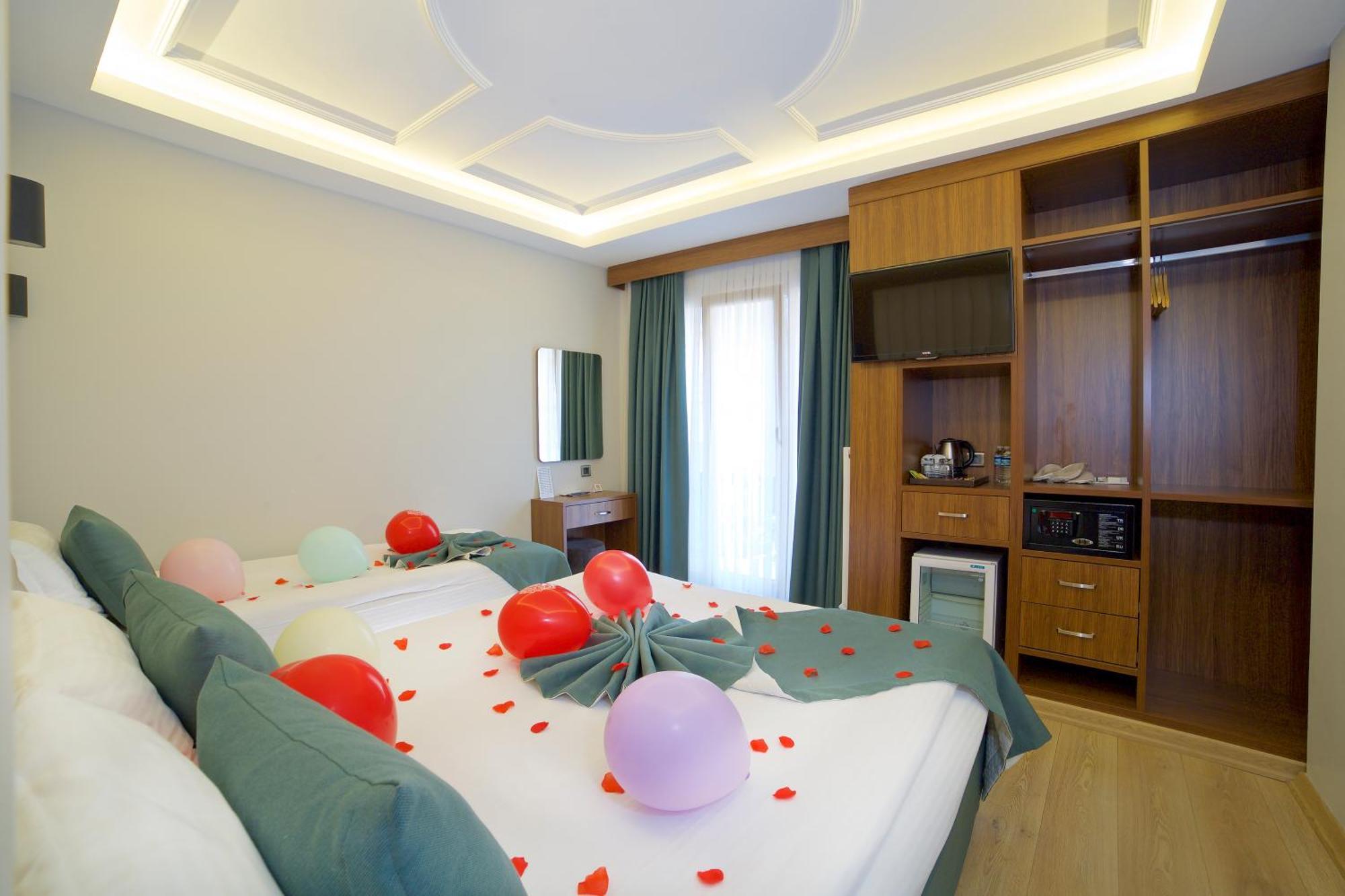 Otel Black Tulip 4*