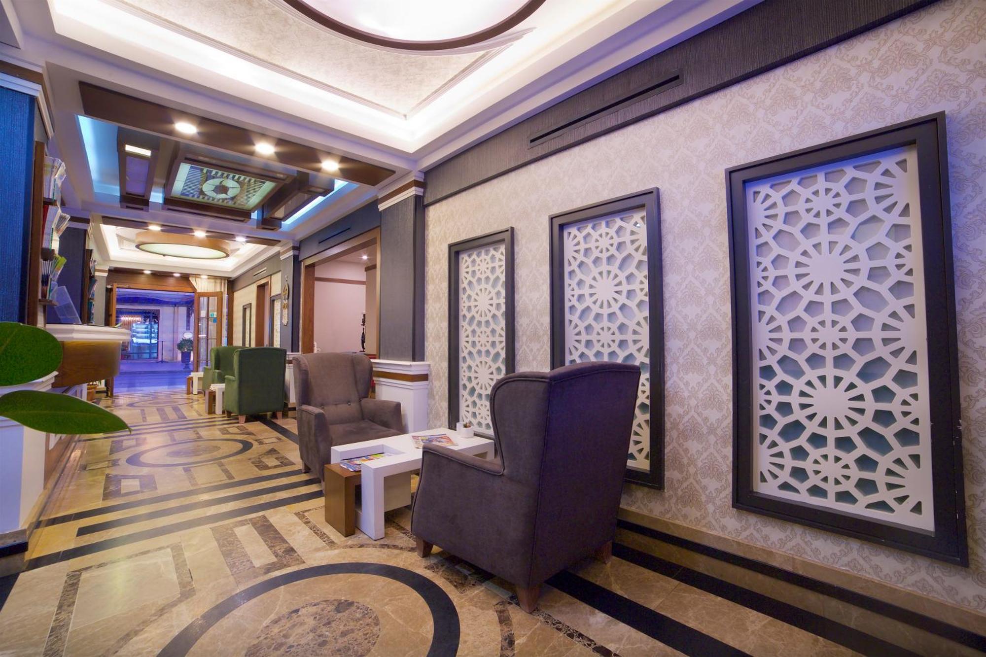 Otel Black Tulip