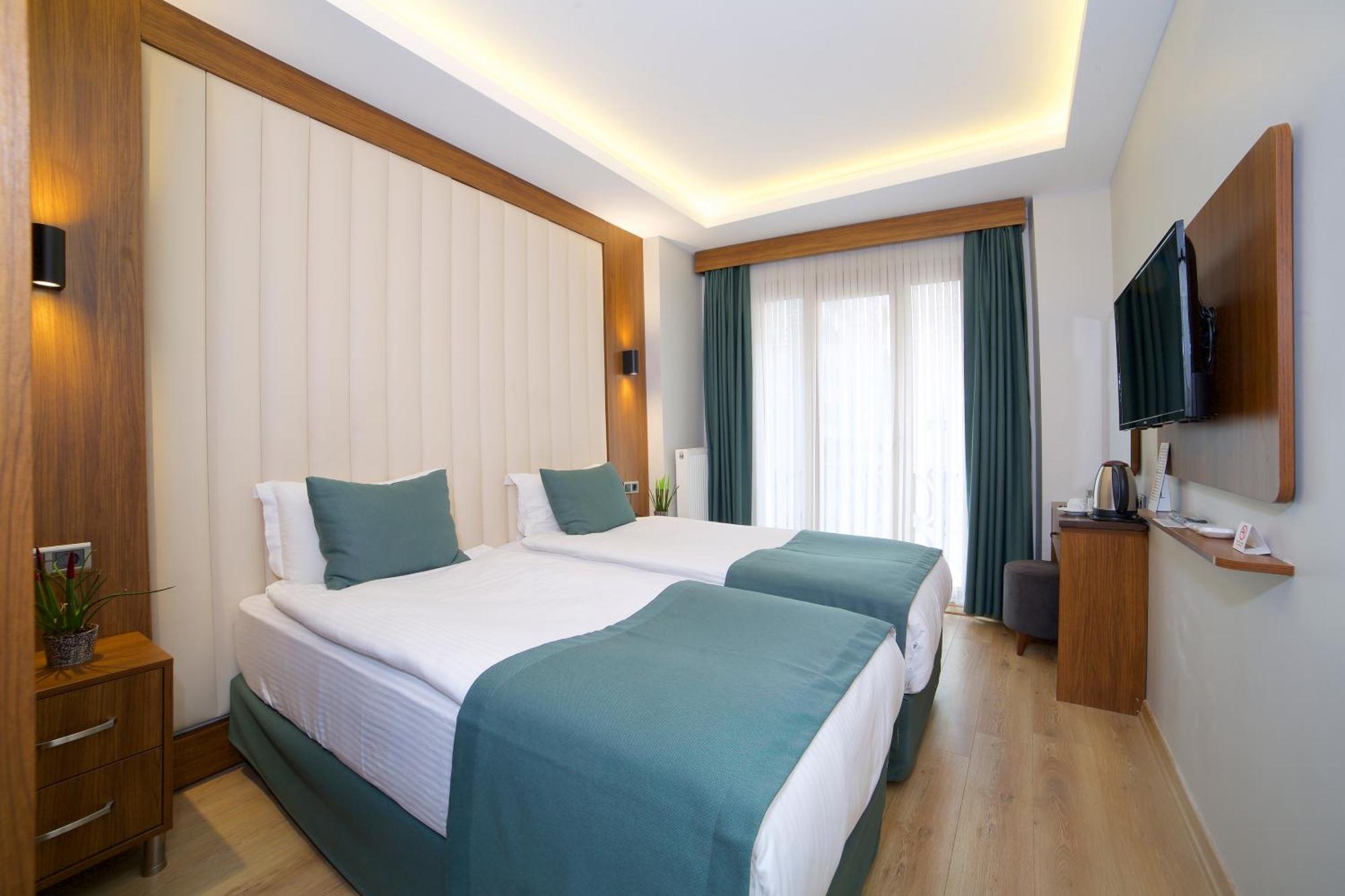 Otel Black Tulip